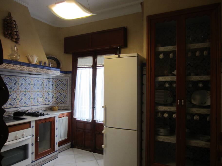 Preciosa cocina con todos los electrodomésticos, de primera calidad, incluidos!!