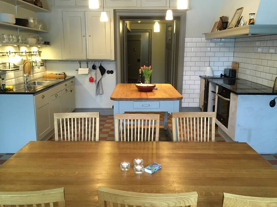 Köket, plats för 8
