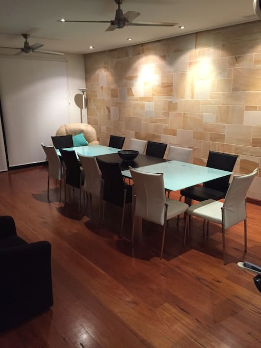 12 person dining setting