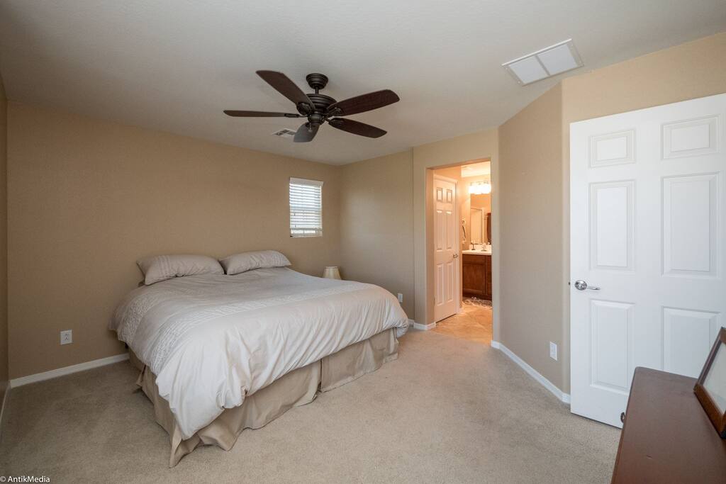 king size bed in master suite