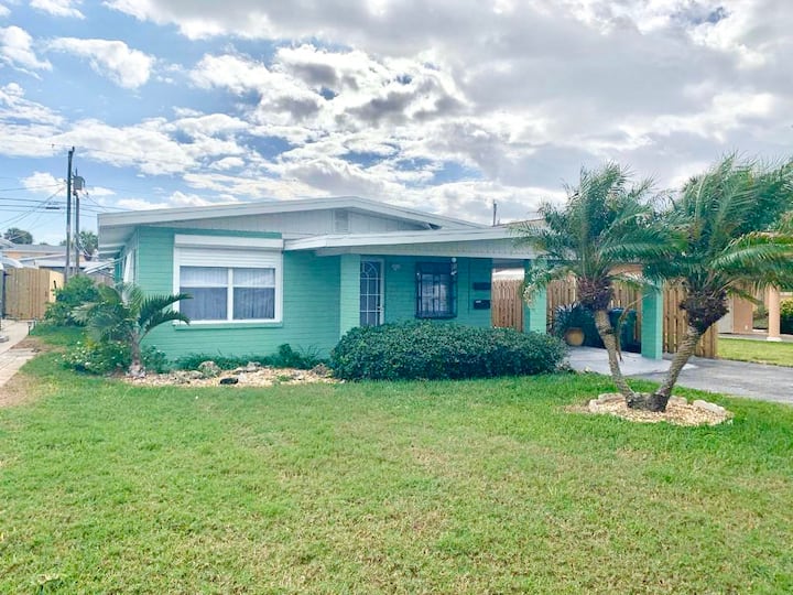 311 Beach House Houses for Rent in Cape Canaveral, Florida, United States