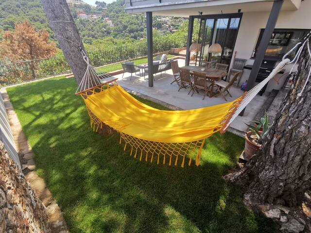 Luxury apartment Sa Tuna, pool and superb sea view gallery image 2