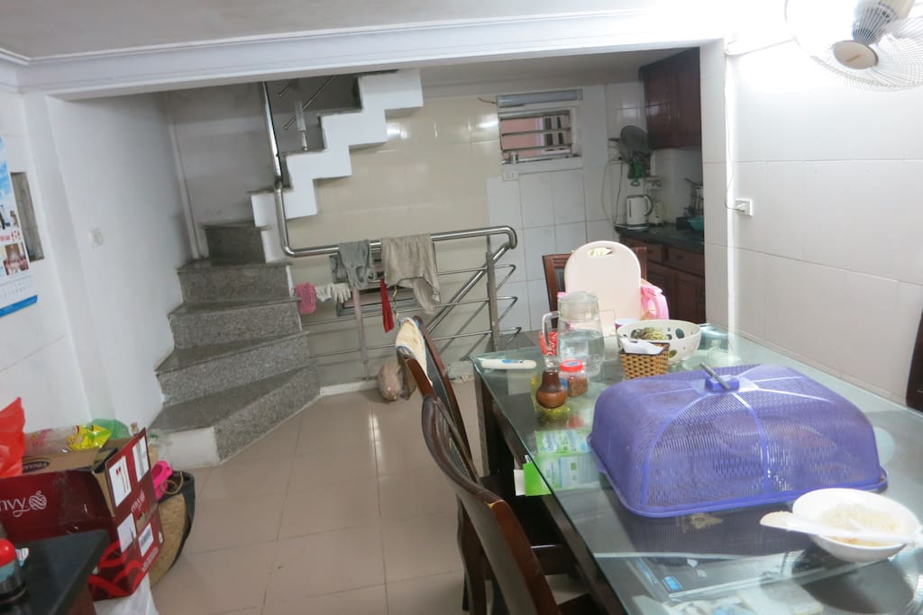 kitchen area- the place u can eat/ cook/ share food...