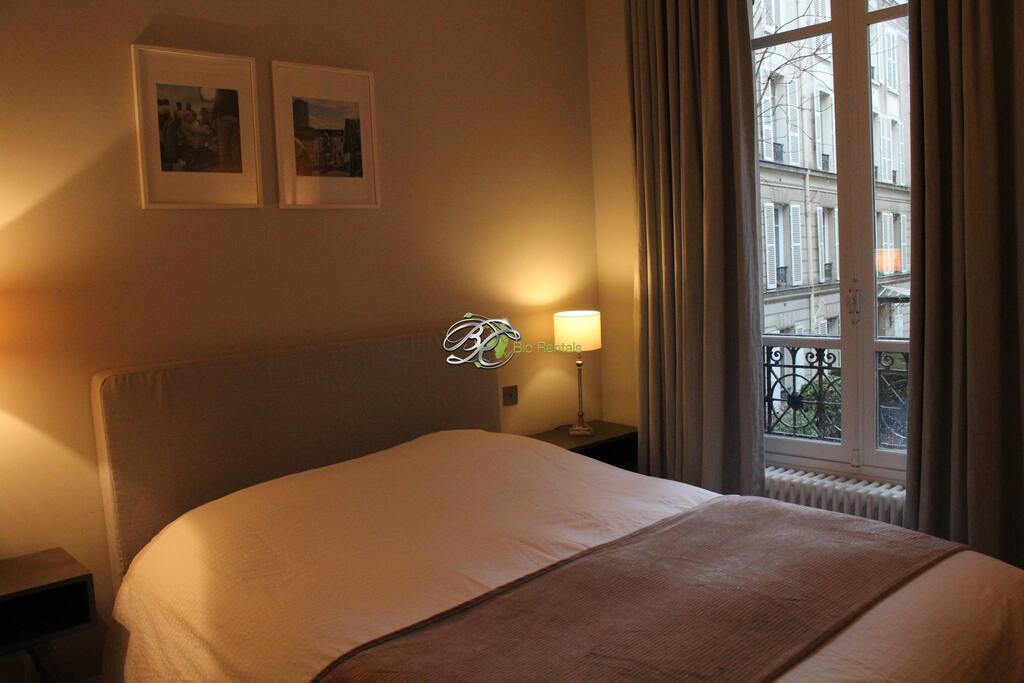 Monceau master bedroom
