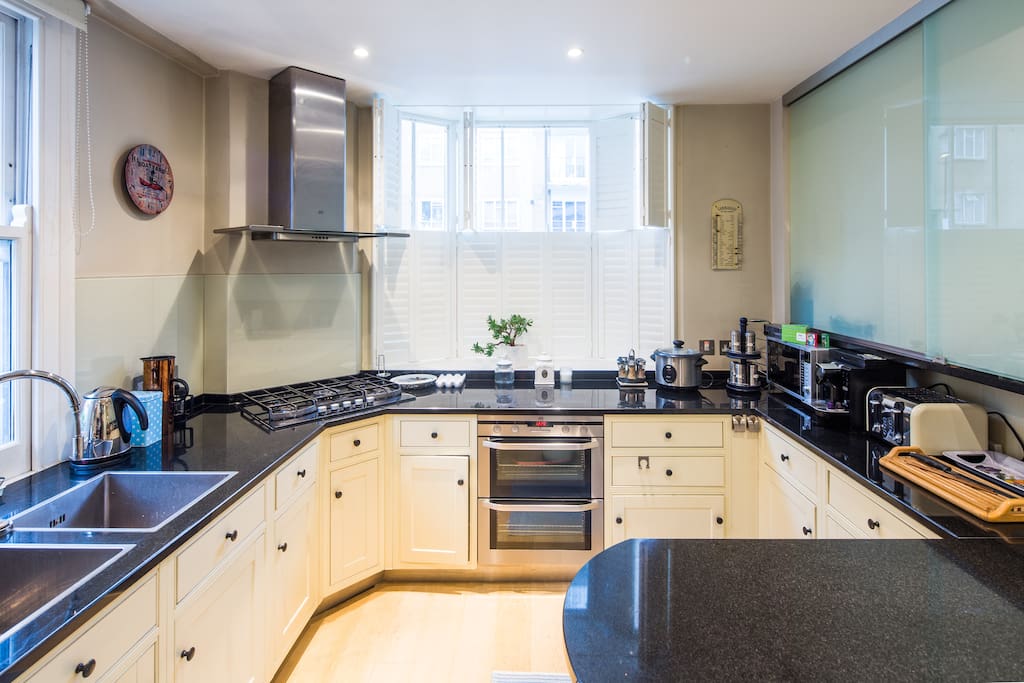 Full equipped kitchen