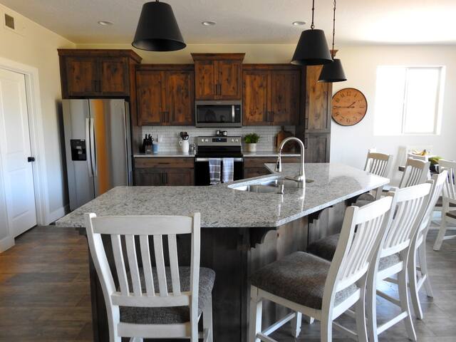 Zion Ponderosa Ranch Resort managed Airbnb listing 2