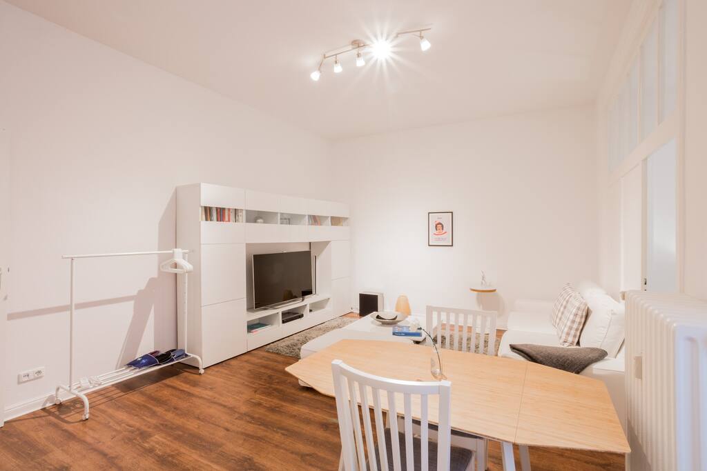 Livingroom, including a couch for one additional person