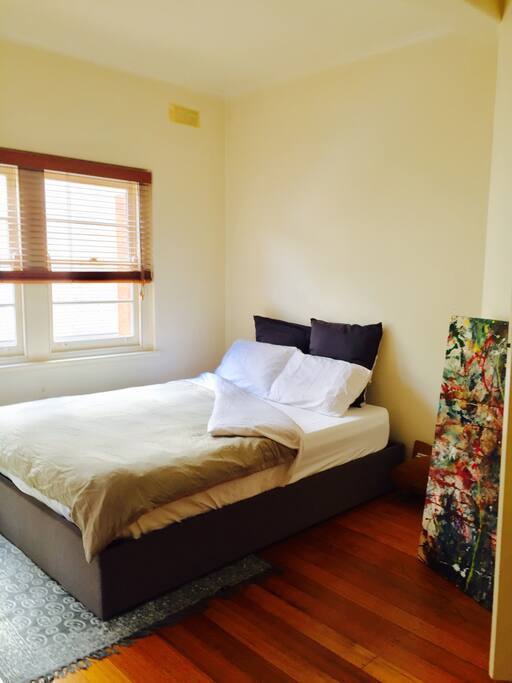 Master bedroom - Queen Ecosa Bed