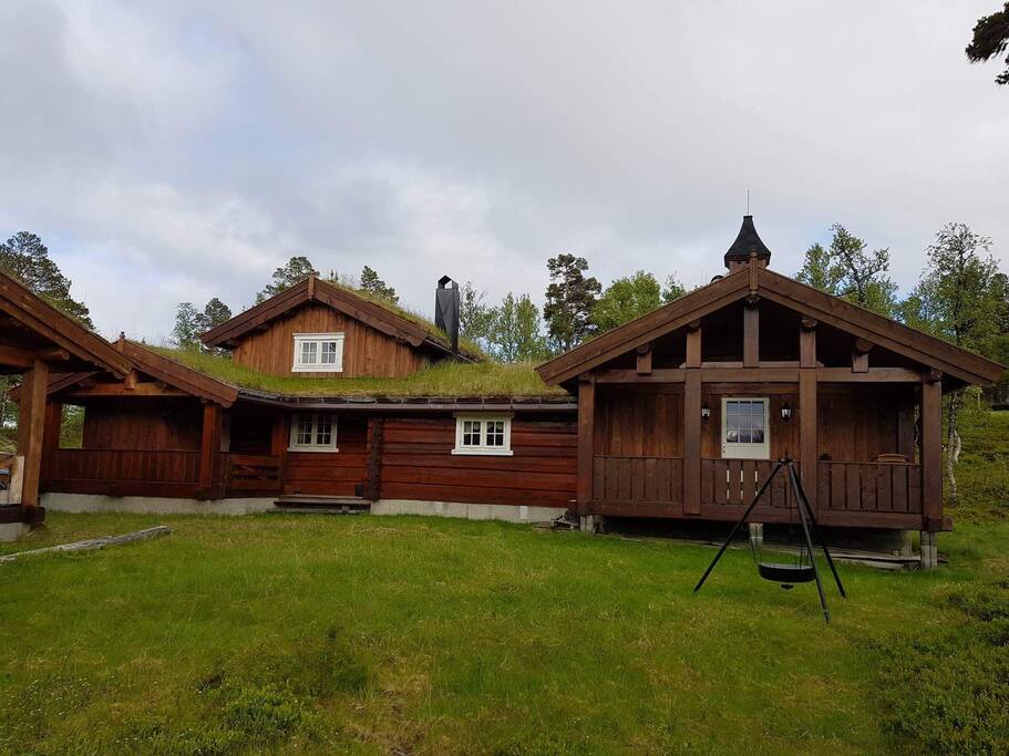A view from the front, with the kitchen entrance on the right side of the cabin