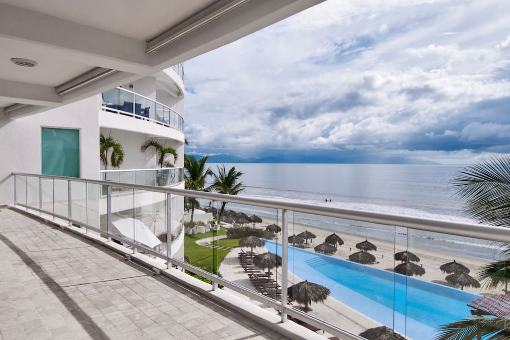 3rd floor wrap around balcony providing both ocean and mountain views.