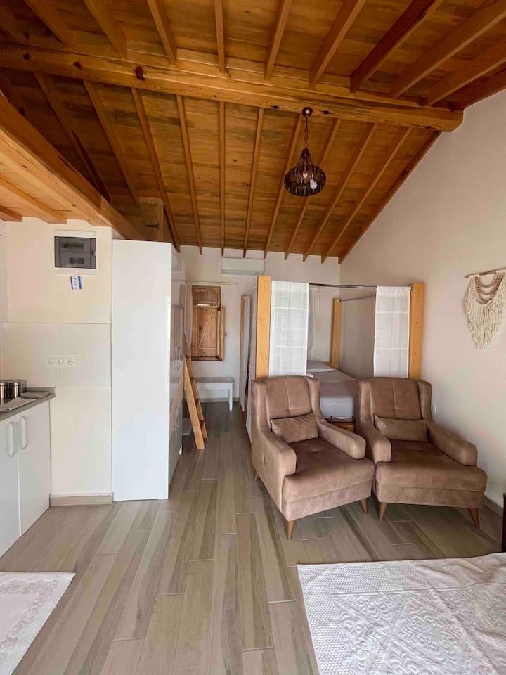 Loft çAtı Katı. Teraslı. - Cunda