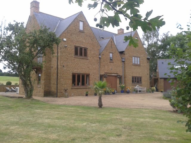 Luxury Home in Fabulous Surroundings