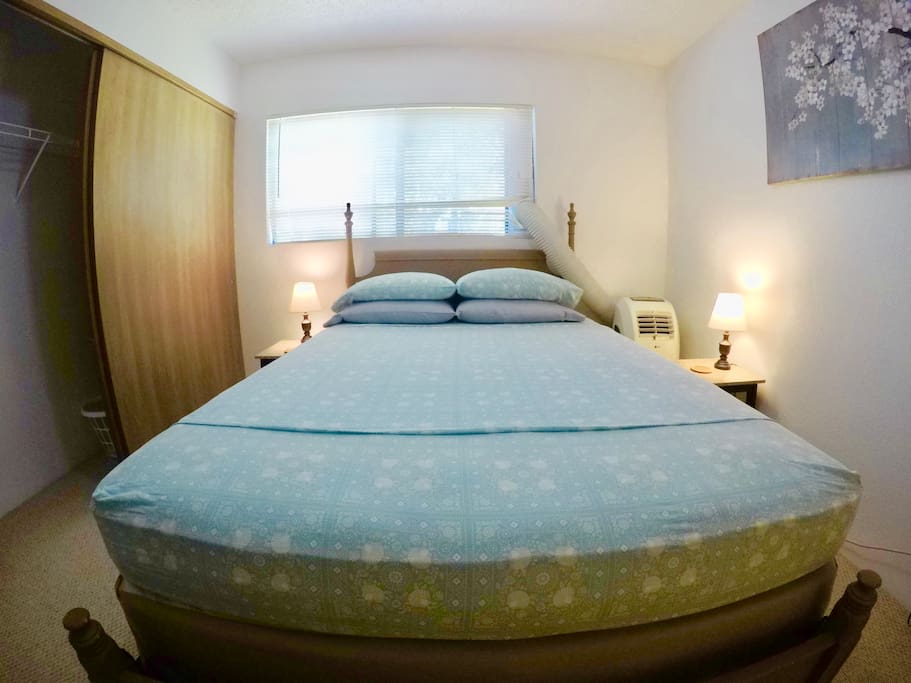 Suite w/queen bed, full en-suite private bathroom, air-conditioner, flat-screen TV, free parking & Wi-Fi. Pool and laundry on premises. Max 2 guests. Shared 2 bedroom 2 bathroom condo. Common areas are kitchen, living room and lanai/balcony