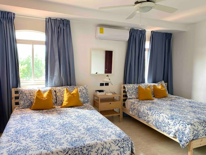 غرفة نوم 2 سرير كوين، في الطابق الثاني.