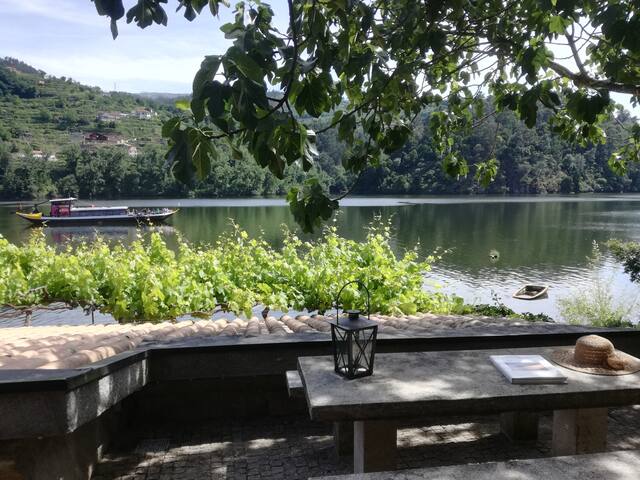 Casa do Rio (from Casa do Terço)
