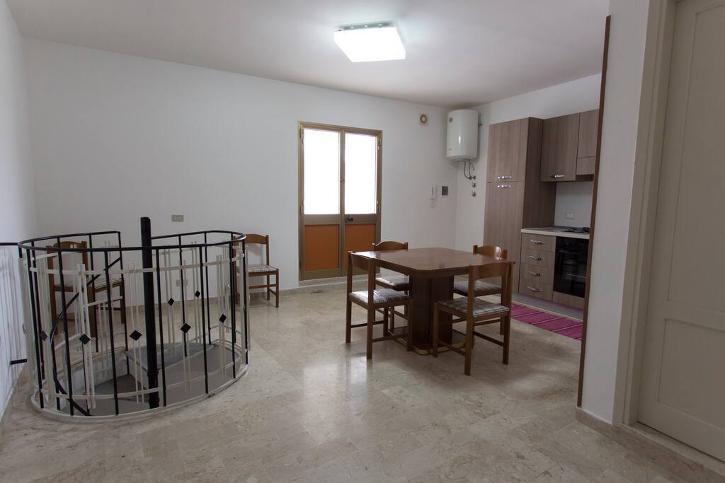 ZONA GIORNO/ CUCINA