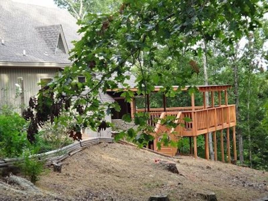 Secluded Villa with Inspiring Views - Houses for Rent in Wetumpka