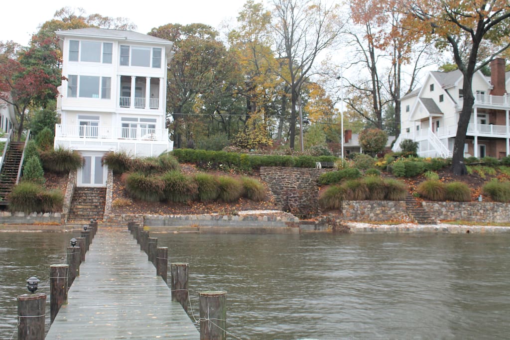 Severn River Waterfront Home Houses for Rent in Crownsville, Maryland