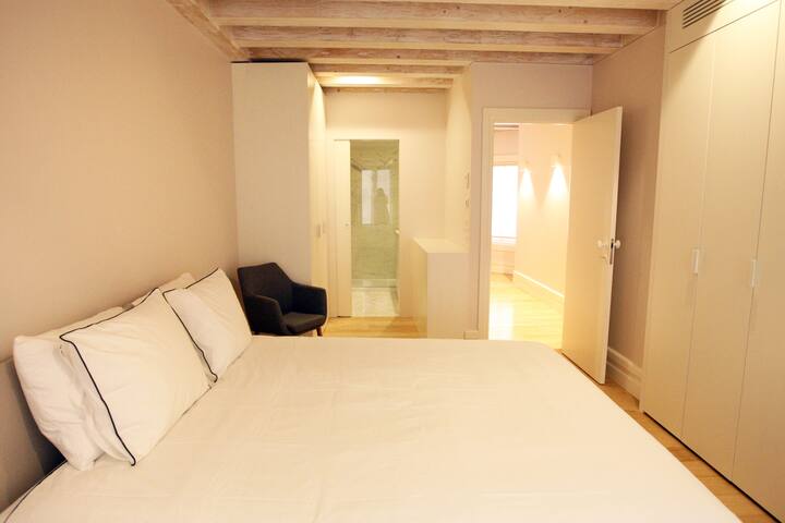 Cozy 3 Bedroom apartment @Porto Downtown gallery image 4