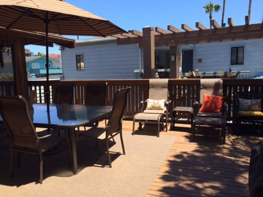 Another view of front deck