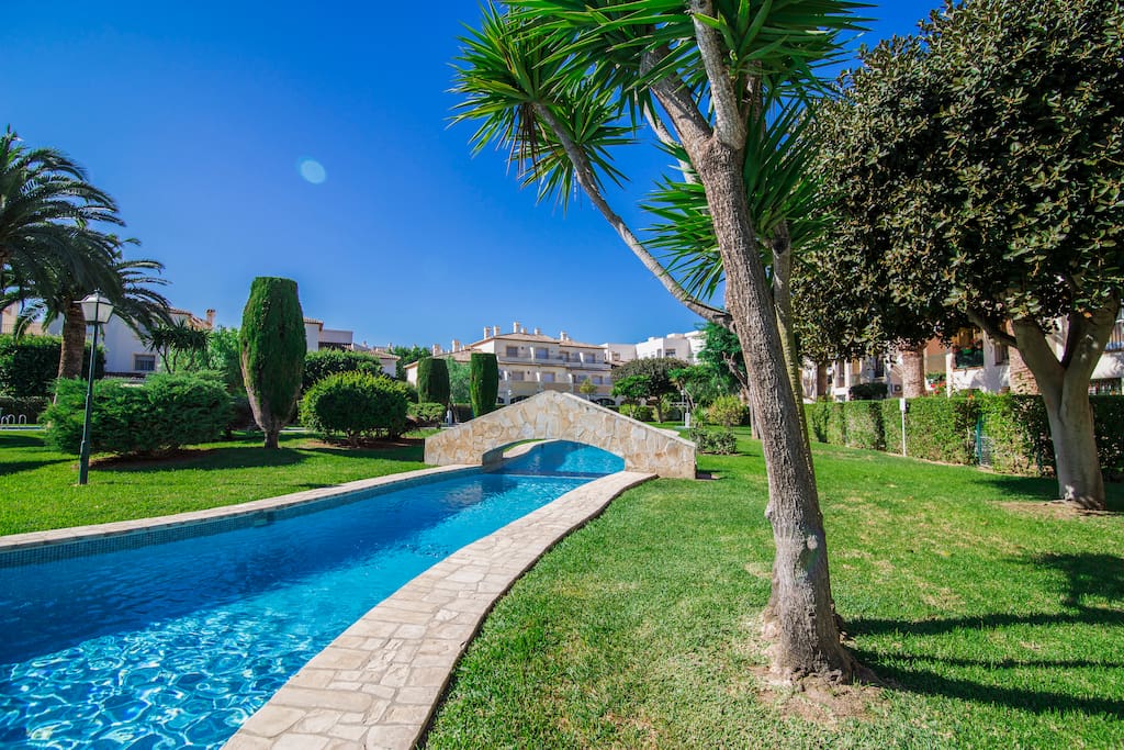 3-Jardín- piscina
