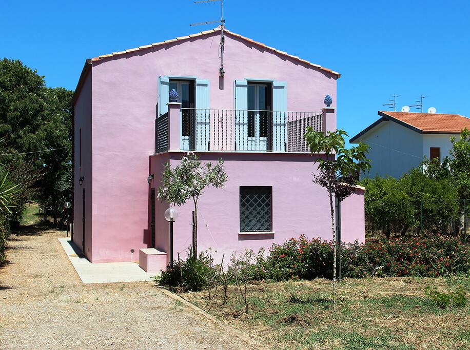 davanti casa