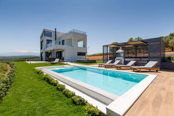Lux villa * Private Pool * Seaview & BBQ gallery image 2