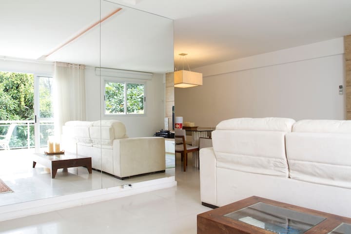 4 BEDROOM PENTHOUSE in Rio de Janeiro