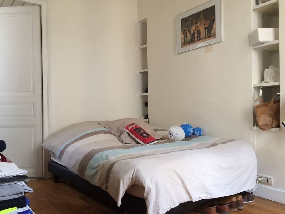 2nd bedroom with a big bed. 1 Window