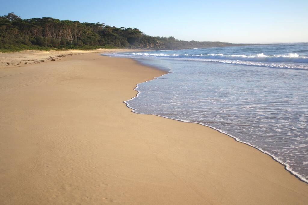 No need to book a spot on Bawley Beach.