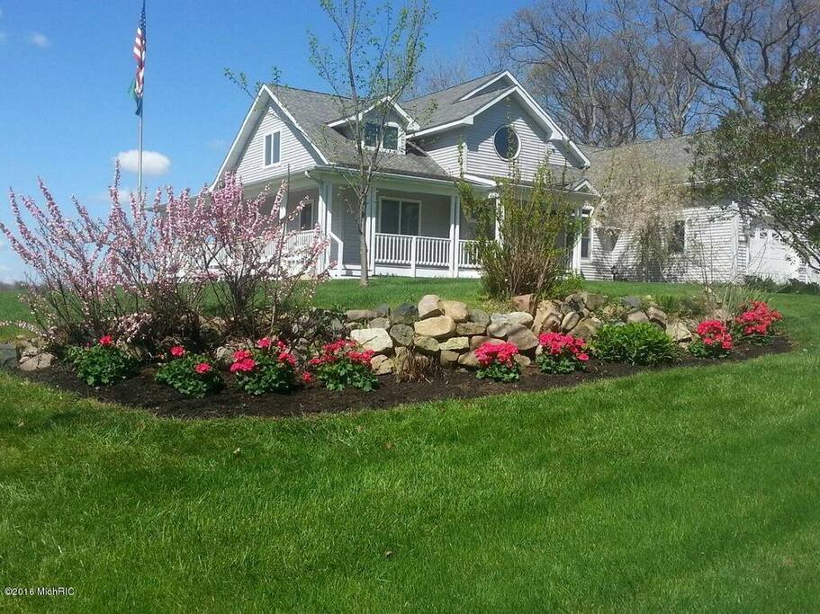 Homes For Sale On Marble Lake Quincy Michigan / Great Lake House on Marble Lake - Houses for Rent in ... / View 1 photos for 135 s marble lake ln, quincy, mi 49082 a bed, bath, 6,098 sq.