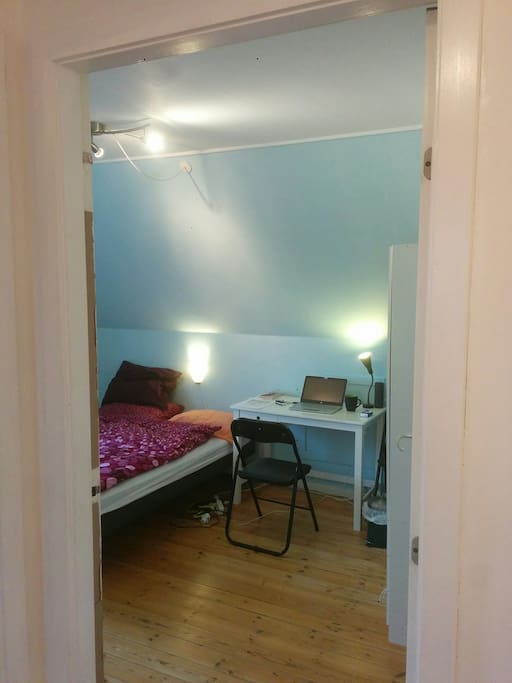 Private bedroom - entrance