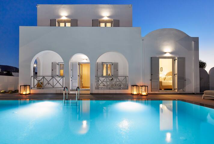 Tramonto Villa with private pool gallery image 3