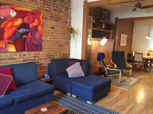 2 Floors in Superb Plateau Home gallery image 4