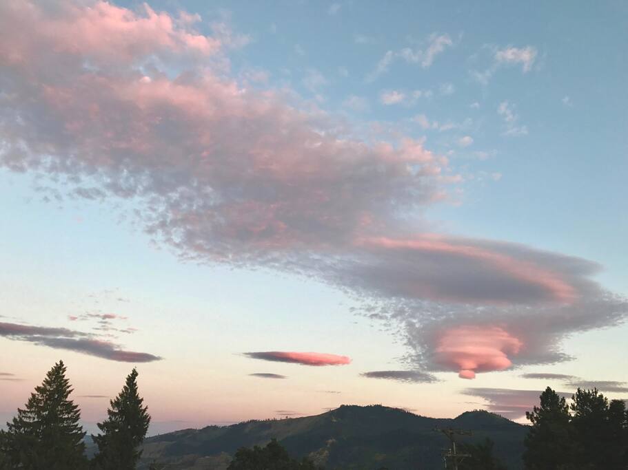 Spectacular cloud formations are a common occurrence in the Gorge.
