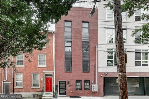 3 Stories - New Construction Broad St/South St
