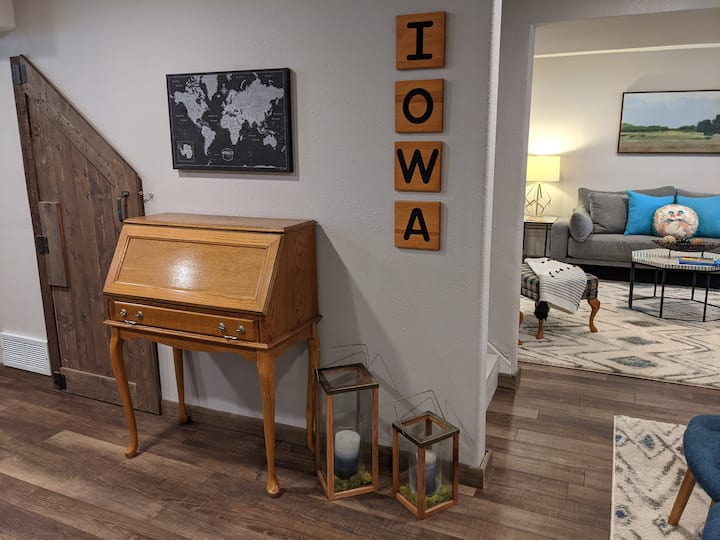 I380 Southwest Bungalow - Cedar Rapids, IA