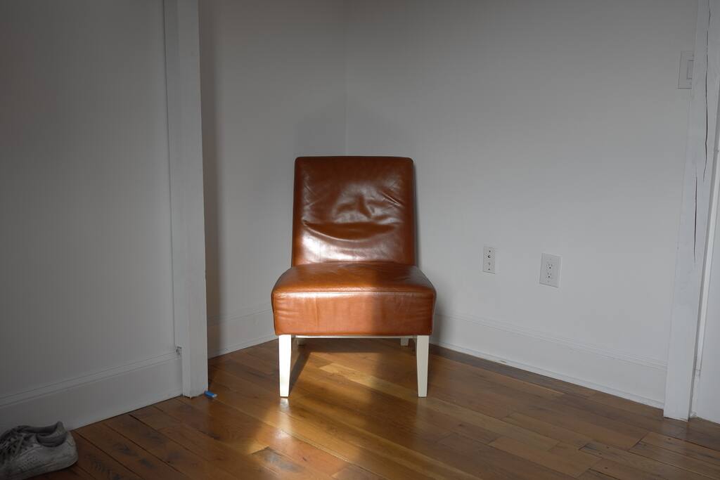 Private Room Chair