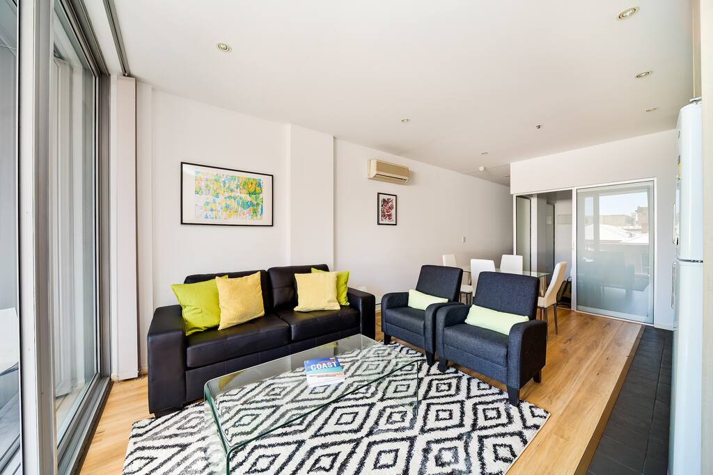 "Great, convenient location. Lovely apartment, clean and quiet. Free parking and wi-fi is a big plus. Parking and check in are easy, with great communication from Nick" - Liz