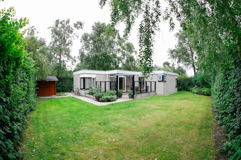 Very quiet lovely bungalow on Texel