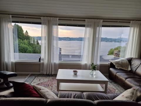 Top performing Airbnb: Great sea view apartment outside Bergen city. in Laksevåg