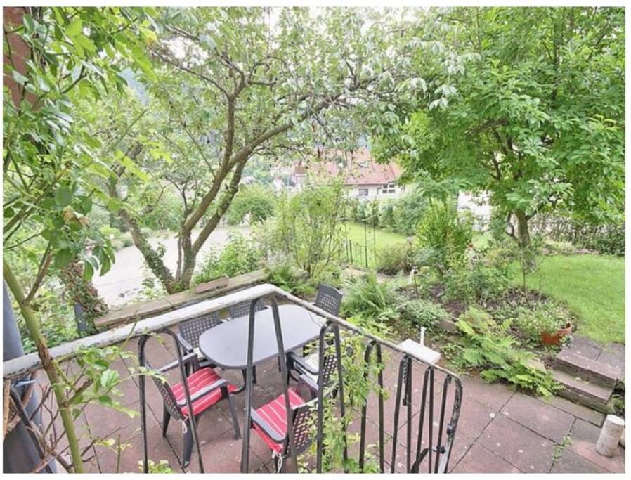 Verspielter Garten