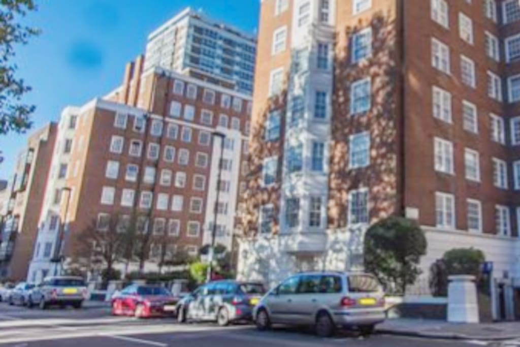 Ideal location 2-minute walk from Hyde Park and Oxford Street