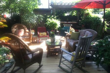 The Seahouse-Treehouse-Ocean City NJ