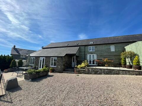 Ysgubor Barn conversion with stunning views.