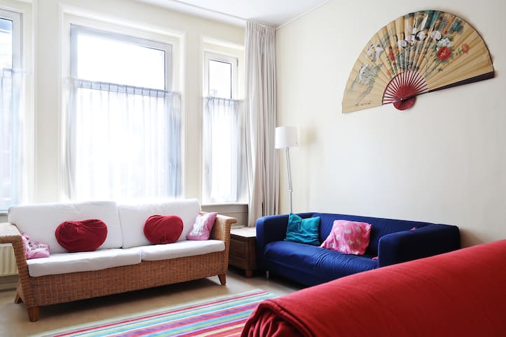 5-bedrooms house; central location; free parking gallery image 4