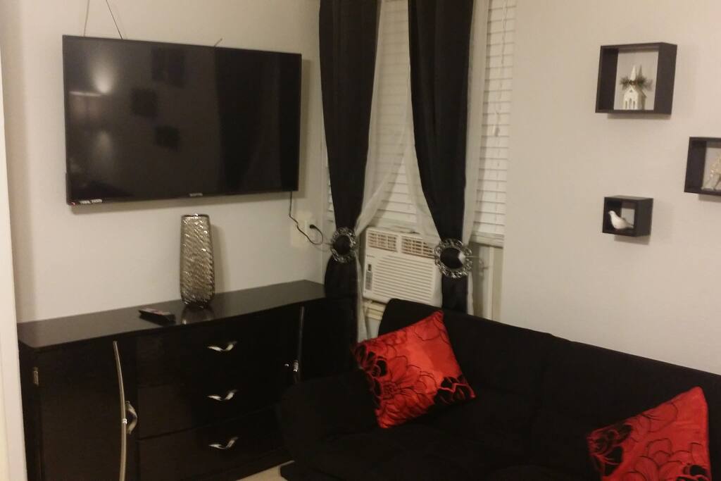 Livingroom. The sofa converts to a bed. There are extra blankets in the closet for you to use.