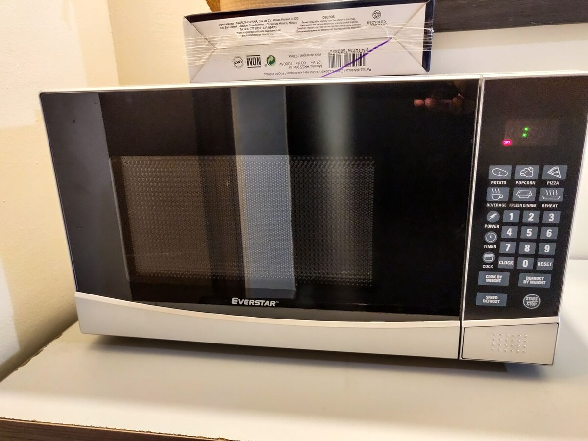 emerson microwave oven mw8999sb