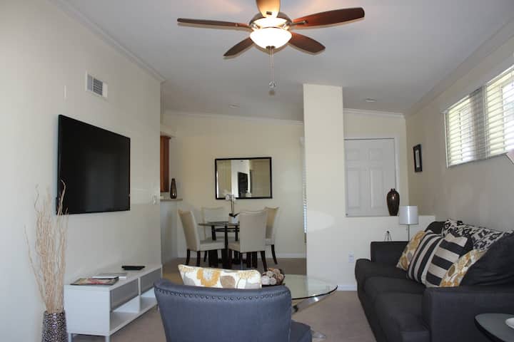 Relaxing Vegas Condo  (Long Term Rental) - Las Vegas, NV
