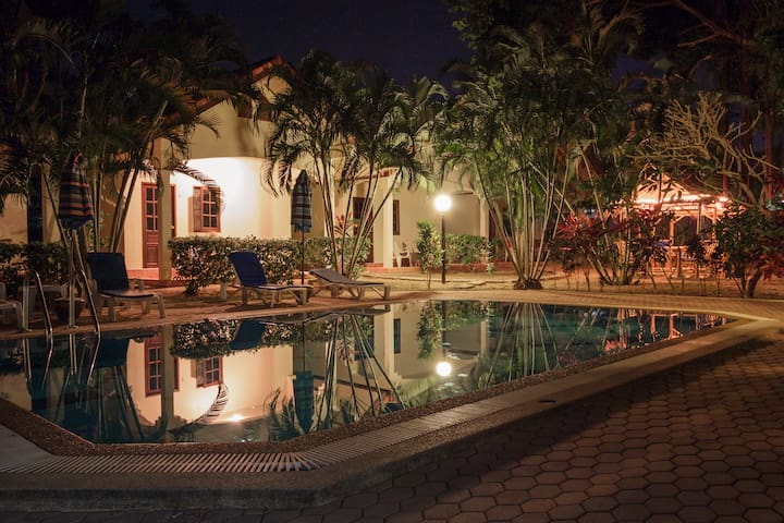 Rawai Garden Bungalows 1